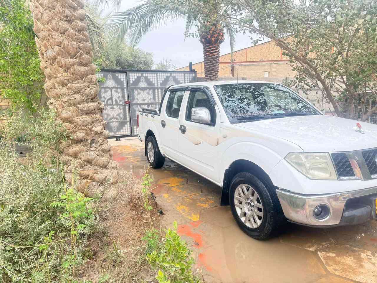 سلام عليكم نيسان نيفارا موديل 2010رقم أربيل السياره كفاله ما نقصها اي شي  محرك وًكير فيفتي مكان السياره دوانيه  السعر 80للتواصل *********** ديوانية, القادسية
