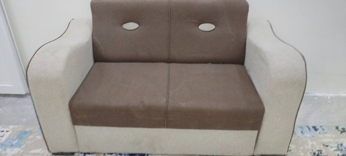 ئەم تاقم قەنەفەئێڵە بۆفرۆشتن سعری ١٥٠هەزارە بەشەرتی بێ عیبی ناونیشان سڵێمانی هوانە   / ***********/    *********** شربازهير, السليمانية
