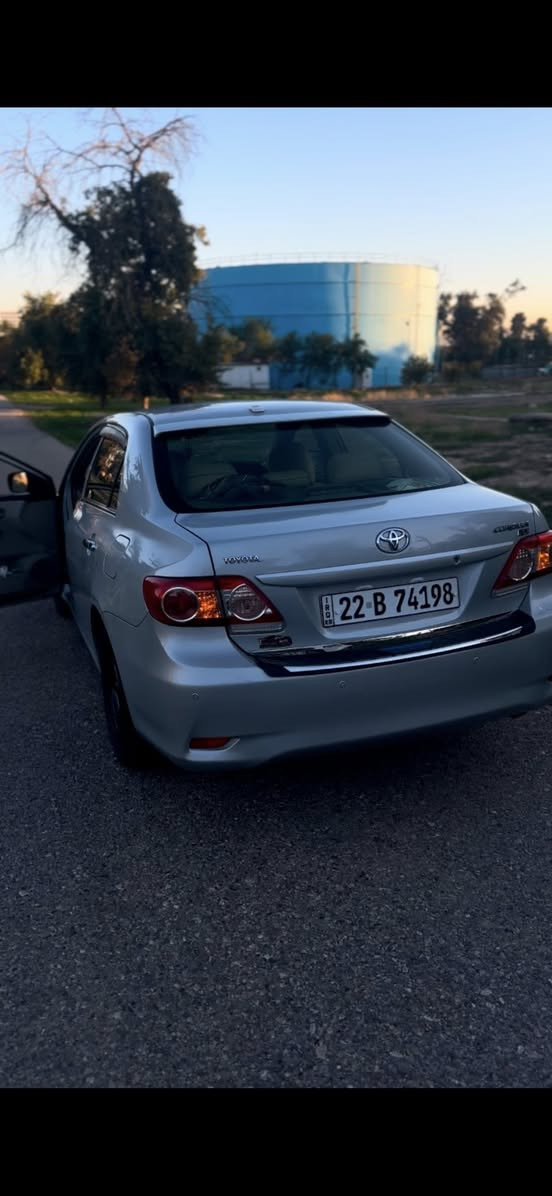 كورلا 2013 خليجي سيارة كلش نظيفة و مابيه نقص بيه قطعتين صبغ فقط سعره 130 وبيه مجال مكانها كركوك 
***********
