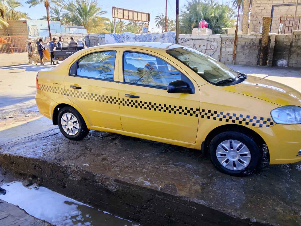 افيو 2009 كفاله عامه من كلشي لا صبغ ولا فتح ولا تبديل وماعايزه اي شي للاتصال ***********
