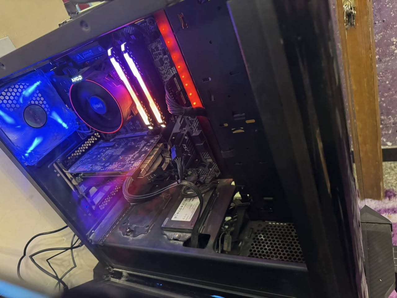 تجميعة للبيع
Cpu : R5 2600
Gpu : Gtx 1050 ti 4gb
Ram :16 GB ddr4
HDD : 2 T
SSD : 256
***********
بغداد الحرية
