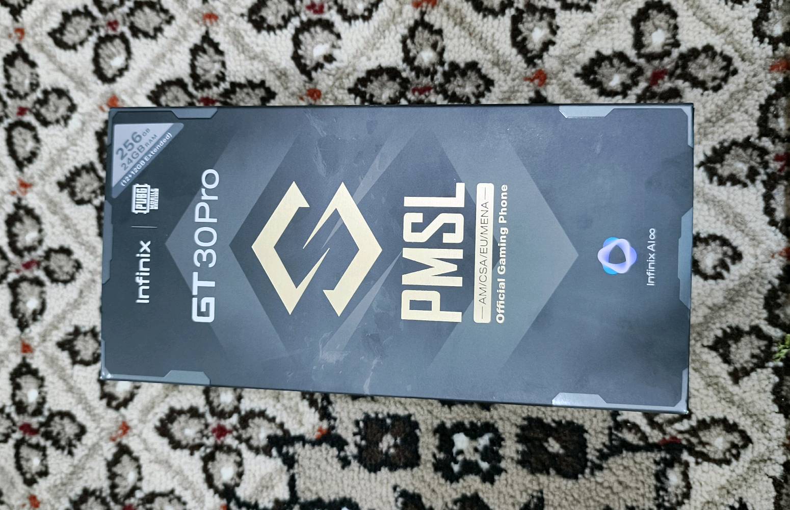 جهاز نضيف جدا للبيع صارلي 20يوم من ماخذه 
ملحقاته كلهه موجوده 
كفرات 2
الفريز والشاحنه مالته 
السماعات 
العنوان الأنبار الرمادي التأميم القادسية الأولى. 