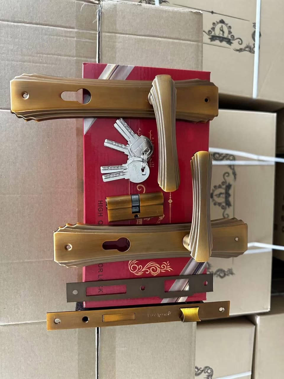 كيلون 7انج 
سعر الكارتون 145 الف
مع التوصيل كل المحافظات 
***********
***********
***********
