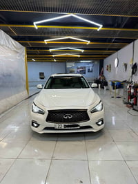 iNFNTiy Q50  SPORT   V6 TWiN TURBO ماشي. 25. الف  ‎ مواصفات 1/1  ‎رادا...