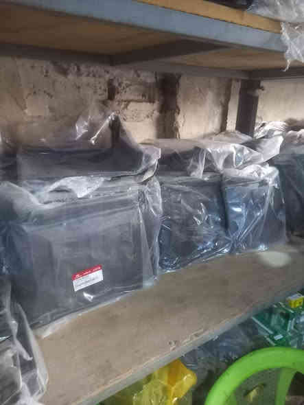 جاملغ امامي بنكو 3 كوري
محل حيدر الدبي 
بغداد كسرة وعطش 
للاستفسار واتساب 
***********
***********
خدمة توصيل بغداد 
وجميع المحافظات
