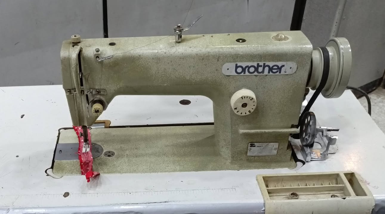 برذر صناعي شغاله علفحص.              السعر. ١٥٠. مدينه الصدر


**إذا كنت صاحب هذا الإعلان وتريد حذفه لأي سبب، رجاءا أرسل رسالة إلى الدعم الفني**