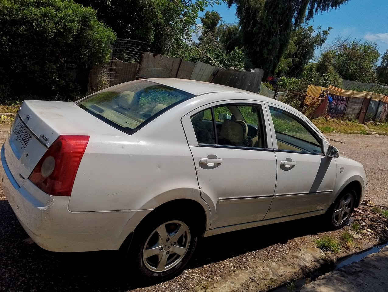 السلام عليكم 
سياره A5 موديل 2009
فول فول بسمي موصل حي سومر 
محرك وكير وتبريد شرط 
الهاتف ***********
السعر 45
