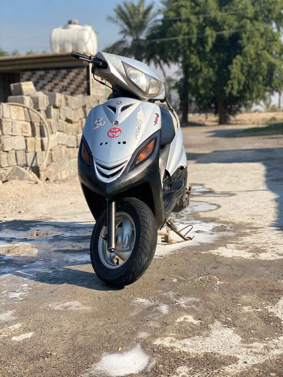 السلام عليكم شباب بيع دراجه ماكس  140فحل دراجه بلاديه تخبل كهربائيات كلها شغاله نكره سلف هندر واحد سعر 425بيهه مجال دراجه جديده المكان بغداد ابو غريب منطقه الحمدانيه الرقم بواتساب ***********
