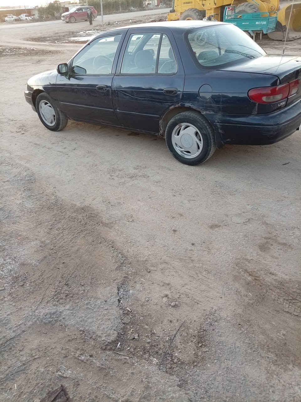 السلام عليكم للبيع كيا سيفيا موديل96 كير عادي رقم بغداد مكينه مسكر كهربائيات شغاله السيارة حلوه مال جناي المكان بابل مشروع المسيب  طريق حله بغداد  اللاستفسار علئ الرقم ***********📞📞📞
