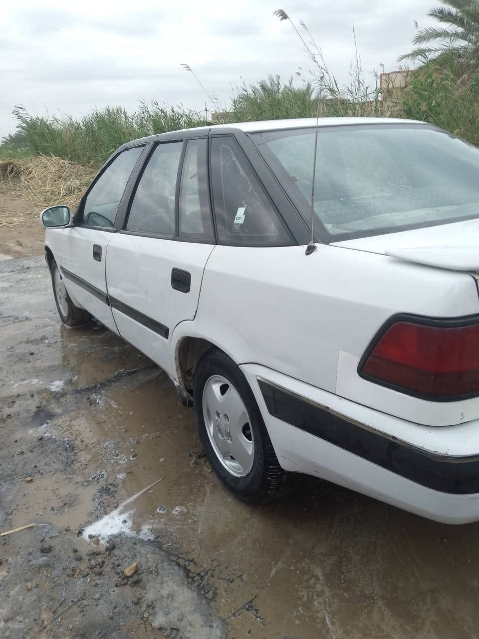 عليكم سياره اسبرو موديل 1995 سياره جاهزه لا ضربه ولا صبغ رقم جديد وهاذه رقمي *********** وشراي بي خير ويدلل
