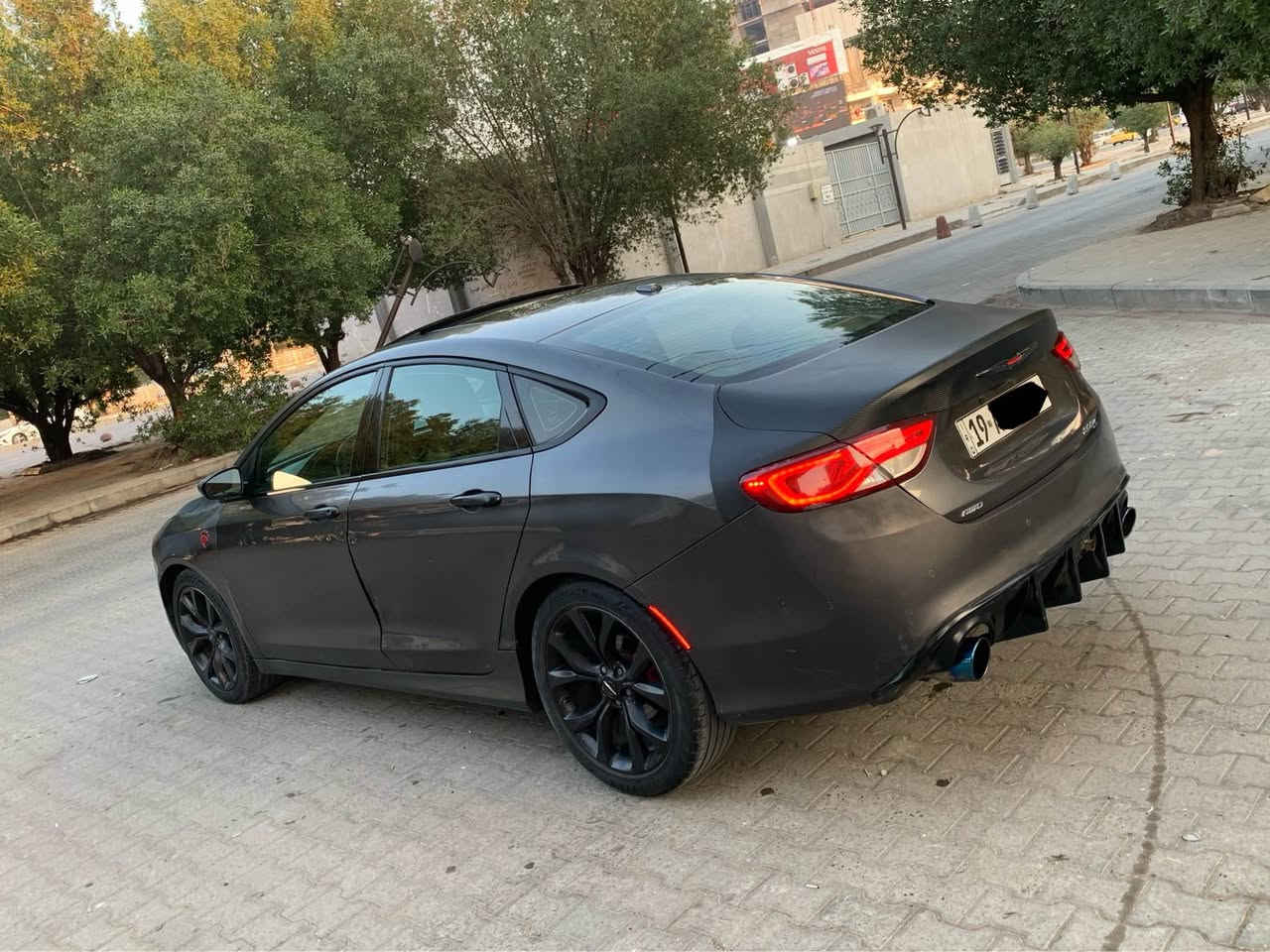 دوج كرايسلر c200  موديل 2016 فول مواصفات 6 سلندر 3600 المرغوب السيارة فول اقتصاد بالوقود والجناية يعرفون شحجي نشاط رهيب شرط السيارة مواصفات S  دشبول أوباما بنرامة على طول القمارة كشنات وستيرن تدفئة كشن كهربائي  كير ماوس شفتات كير منول تحكمات ستيرن فول  بصمة تشغيل وتشغيل عن بعد دخول ذكي كشنات جلد شعار  ال  S  لونين 
السيارة حادثها سطحي جداً جاملغ امامي وخلفي وبيها قطع صبغ بدون معجون وبيها سونار راسلني ادزة الك  السياره بدون إرباكات  على وضع الشركة  غرفتها جديدة  تبريد ثلج شرط  تخم تاير جديد ويلكب 19 بلادي ترايك وين ميعجبك بسمي السيارة رقم دولي تحويل مباشر  بدون نقص جاهزة السعر 88 بي مجال بسيط وماكو هيج سعر السياره مال جناي  للتواصل ***********  مكاني بغداد  .. بغداد, العراق
