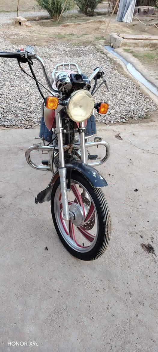 موطور جني موديل 2011 محرك نضيف كهربائيات شغاله للبيع السعر 275 وبي مجال او مراوس حسب القناعه التواصل على ارقم ***********
