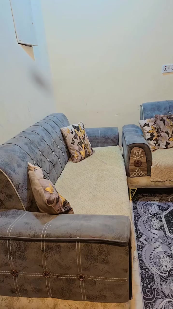 سلام عليكم تخم عشر مقاعد و3 طبلات وية التخم والتيبلم تخم جديد مصرلي شهرين من اخذته مستعجل ع البيعة السعر 400 وبي مجال بسيط عنواني بغداد سكينه + غرفة نوم هاي اريد ابيعها جبت غرفة جديدة قيم واخذ بس خاص متوفر


**إذا كنت صاحب هذا الإعلان وتريد حذفه لأي سبب، رجاءا أرسل رسالة إلى الدعم الفني**