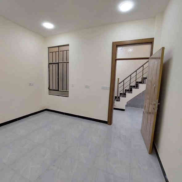 📍 بيت للبيع – فرصة ذهبية للسكن والاستثمار!
🏢 شركة الجود للوساطة العقارية

للبيع دار زراعي – سند ٢٥ جاهز للسكن، موقع هادئ وراقي… بيت نظيف ومتكمل ومناسب للعوائل الباحثة عن الراحة والمساحة الإضافية 🌿

✨ تفاصيل العقار:
🏡 المساحة:

مساحة بناء ٧٥ متر

ويّاها ١٥٠ متر تشجير مثبت بالسند (حديقة جاهزة للتشجير والزراعة)

🏠 مواصفات البيت:

طابق ونص

غرفتين نوم

٢ خدمات صحية

مطبخ

خدمات كاملة ١٠٠٪

💡 البيت جاهز للسكن الفوري بدون صيانة، ومناسب للعائلة اللي تدور على الهدوء والمساحة والخصوصية.

📞 للاتصال فقط: ***********
💬 للاستفسار واتساب: 077502

---

🔥 لا تفوّت الفرصة!
العروض المميزة ما تبقى طويل… احجز موعد للمعاينة الآن وشوف البيت بعينك. الجودة تِشهَد بنفسه

#بيت_للبيع #عقارات_العراق #عقارات_بغداد #شركة_الجود #وساطة_عقارية
#بيع_وشراء #بيت_فرصة #دار_للبيع #عروض_العقارات #حديقة #سند25
