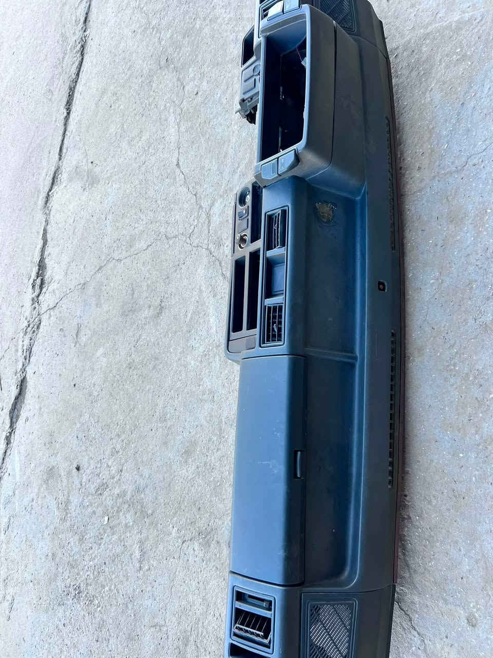 للبيع دشبول مال حاويه جديد لك زيرو مكاني بابل السعر 350 الف ماخذه 500 الف ردت اعمر سيارتي ونباعت ***********
