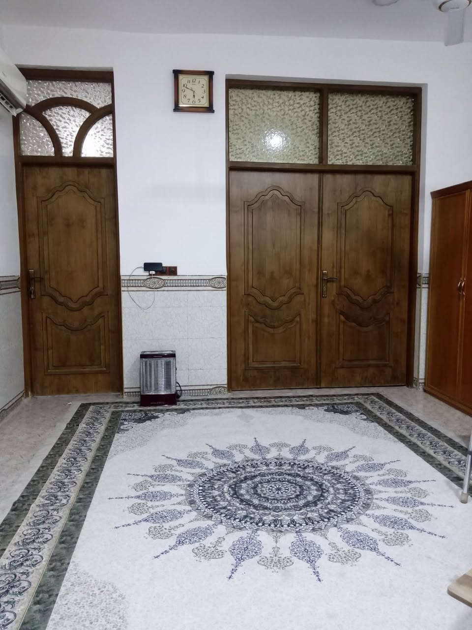 مشتمل للبيع مساحه ١٢٥طابو صرف طابق واحد ابو عجاج 
قرب مدرسة رمضان الخير فرع روضة الأديان ***********
