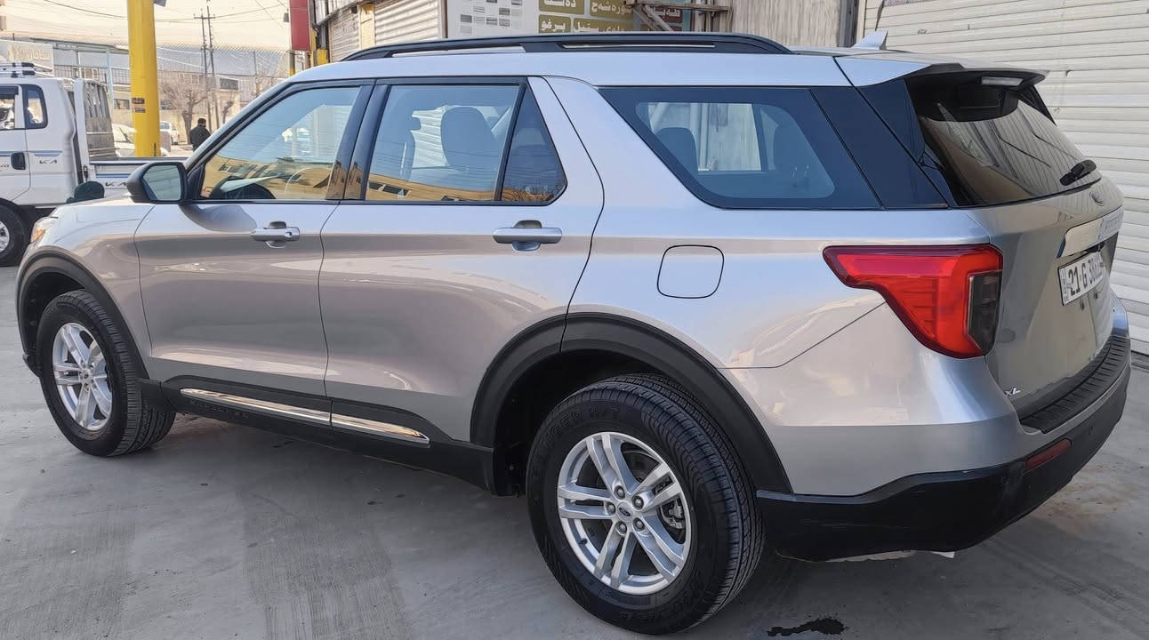 فورت ايكسيلورا مواسفات XLT موديل ٢٠٢٠ ده بل اكسل.  سندوق شفت كوشن كاره با ١ جاملخ بؤياخ بي ناوگرتن بي ايرباب ١٥٠ هه زار رؤشتووه.  شغال به سمه ليدوزينون گيرؤمه كينه به شه رت بي كرانه ووه.  
ناونيشان سليماني 
سعر.  ٢١٥$
ز.م ***********
