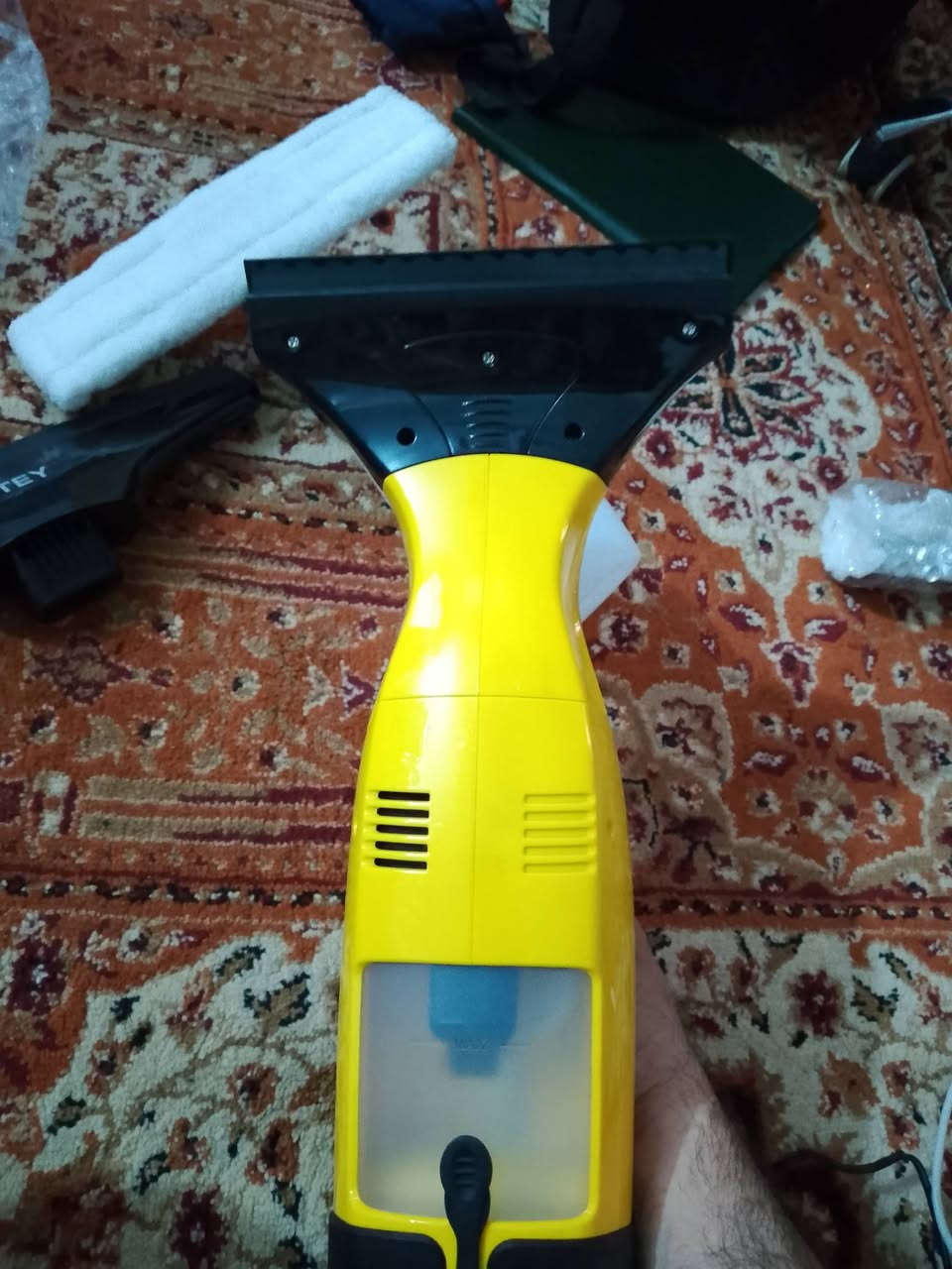 مكنسه كهربائيه لنوافذ على الشحن
السعر 35الف العنوان بغداد الجديده


**إذا كنت صاحب هذا الإعلان وتريد حذفه لأي سبب، رجاءا أرسل رسالة إلى الدعم الفني**