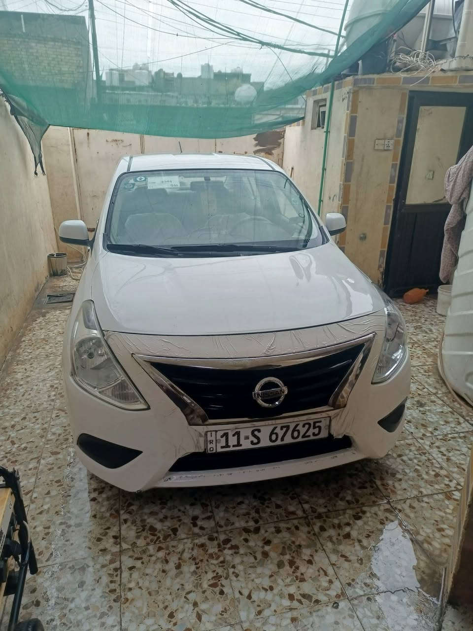 سلام عليكم نيسان سني موديل 22  بسمي رقم انكليزي سنويه 27 مكينه او كير عل وضع الشركه حداديه تخم تاير تبريد ثلج ماشيه 65 مكاني قرب بسماية رقم الهاتف 110 *********** يوجد واتساب
