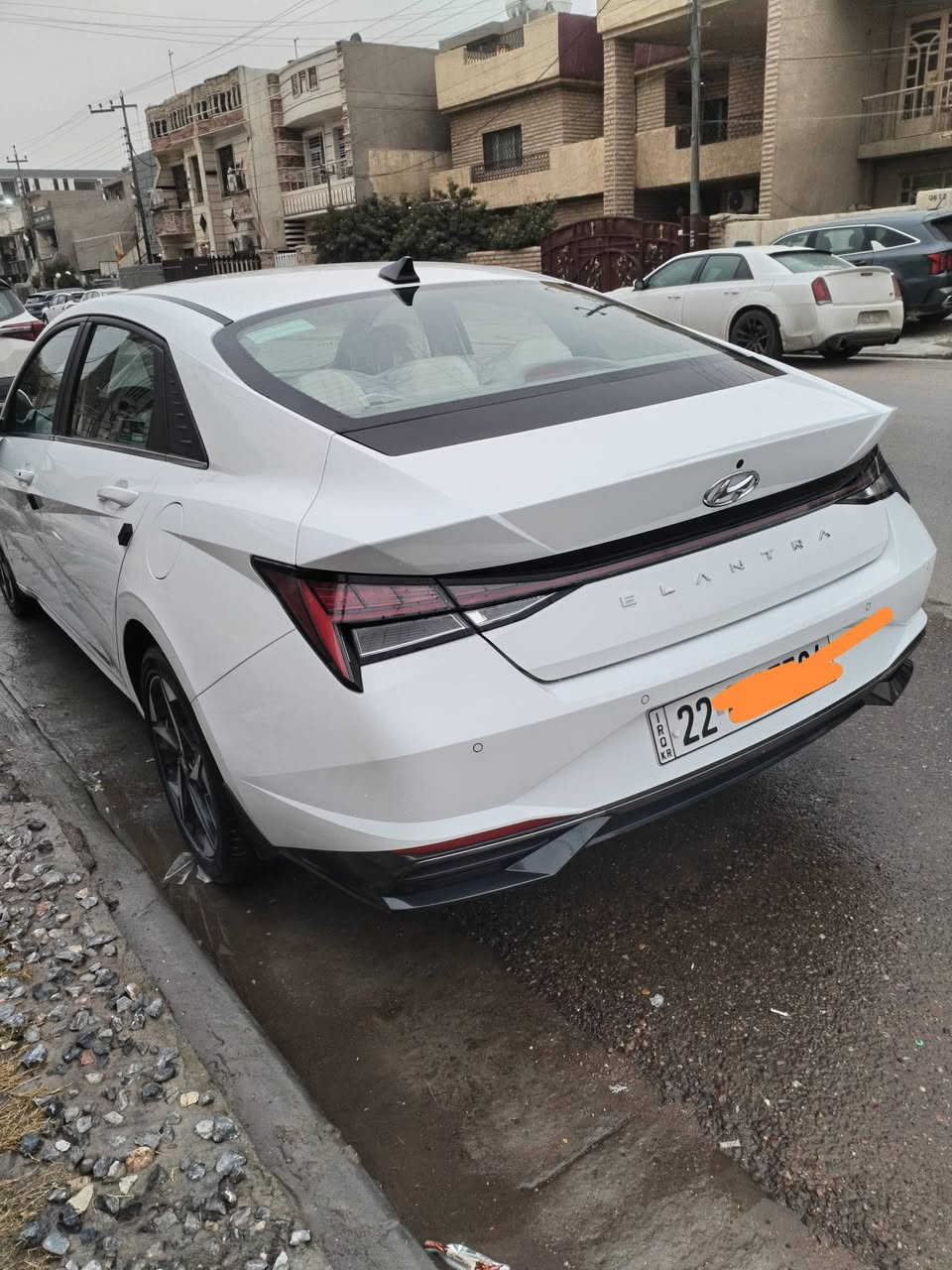 سلام عليكم
هونداي النترا خليجي 
موديل 2023. فول مواصفات واحد عل واحد
تحويل شرط 

بصمه
فتحه
شاشه
كاميره
حاسات. اماميه خلفيه
مري شفط
مري اشاره
ويل كب
 لد امامي
ارضي جلد
السياره بيه هوايه بعد مواصفات
رقم أربيل دولي
اتصال ***********او ***********مكاني بغداد 
مكاني بغداد  السيديه
