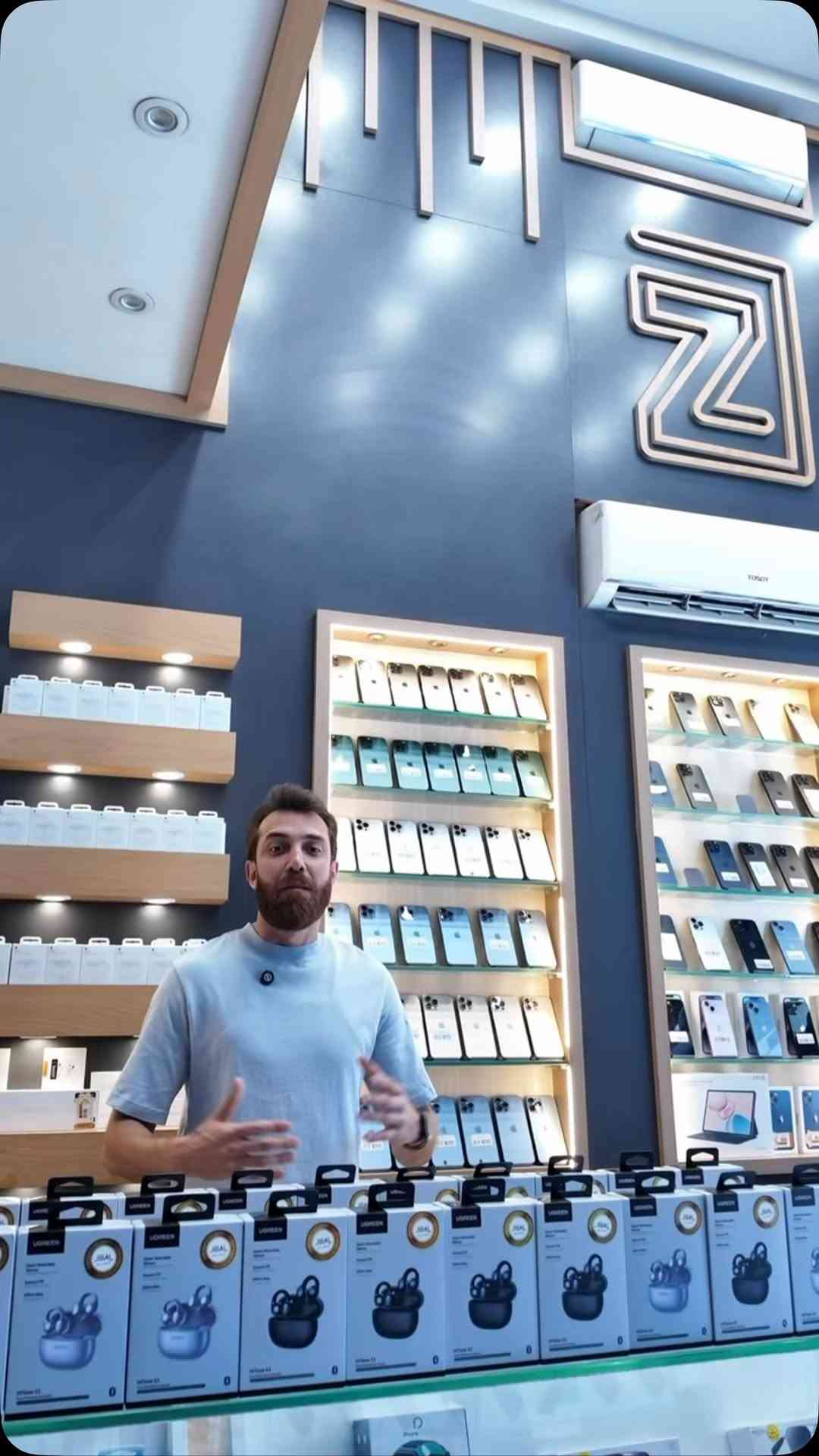 🎧 UGREEN HiTune S3
راحة، ثبات، وصوت واضح ✨
🔋 بطارية لغاية 30 ساعة
🏃‍♂️ تصميم Open-Ear مريح للاستخدام اليومي والرياضة.
💳 تگدر تحصل جهازك بالتقسيط
مصرف الاهلي العراقي 
مصرف الرشيد 
وعن طريق مصرف الرافدين 

⏳ المدة: 10 أشهر
⚡️ عبر تطبيق Super Qi

✔️ إجراءات سهلة وسريعة
⚡️ اختار جهازك وادفعه على راحتك

⸻

📍 موقعنا:
بغداد – المنصور، شارع 14 رمضان
مقابل مطعم الساعة

📍 زورونا بسوق جني – زينة للموبايل
https://app.gini.iq/deeplink/zinamobile

⸻

🚚 توصيل سريع لجميع المحافظات
📲 تسوق بسهولة عبر تطبيق Super Qi

⸻

📞 للاستفسار:
***********⁩
