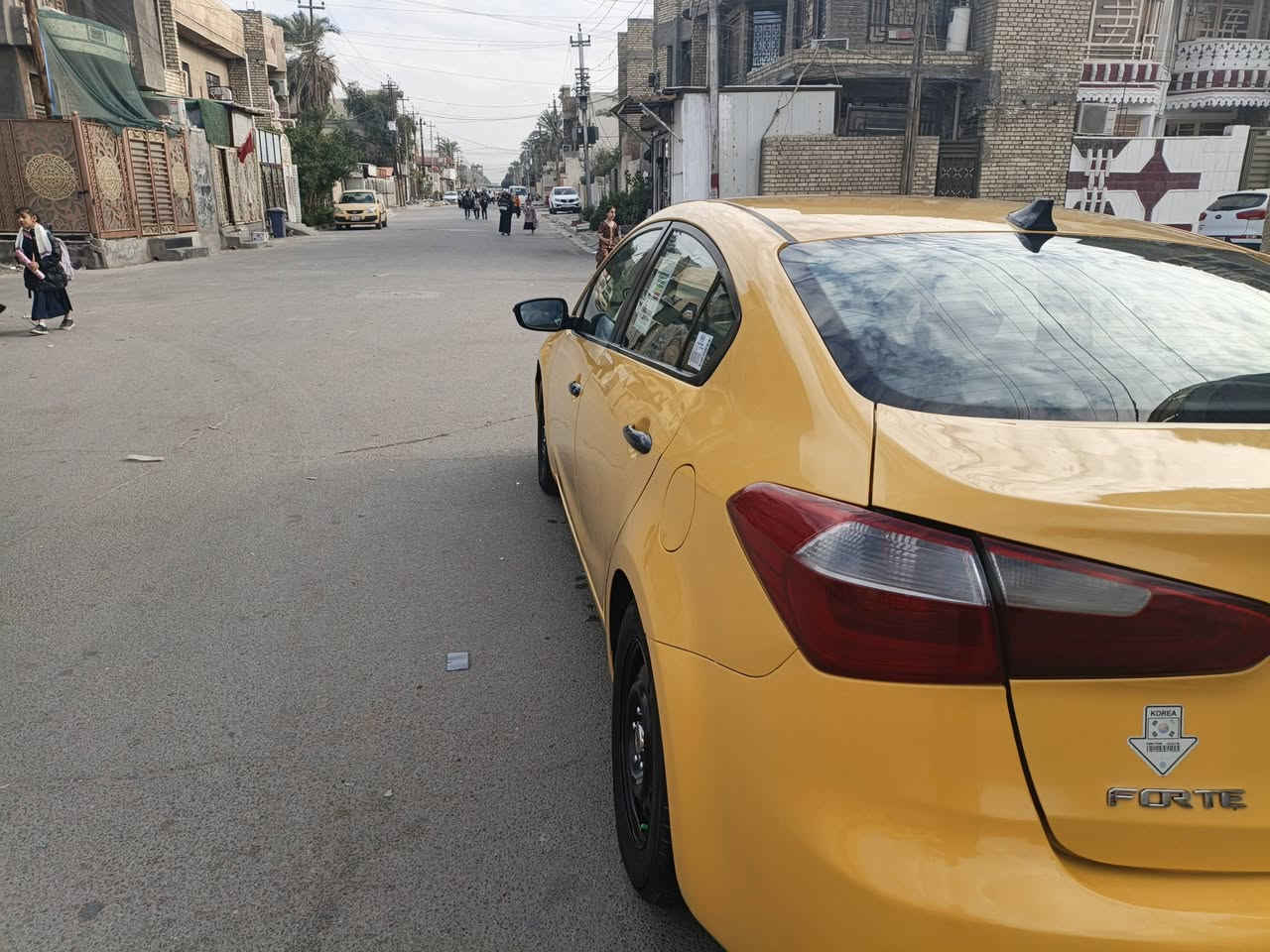 سلام عليكم من رخصت الادمن كية فورتي 2016 وارد امريكي بدون حادث بدون تبديل بدون ارباك بدون دواخل مكينة وكير شرط مكفولات برغي ما مفتوح سيارة جاهزة تخم تاير صدر امامي وخلفي مكفول دوشمة ماشية 97حقيقي سيارة جديدة السعر 117 رقم الهاتف ***********
