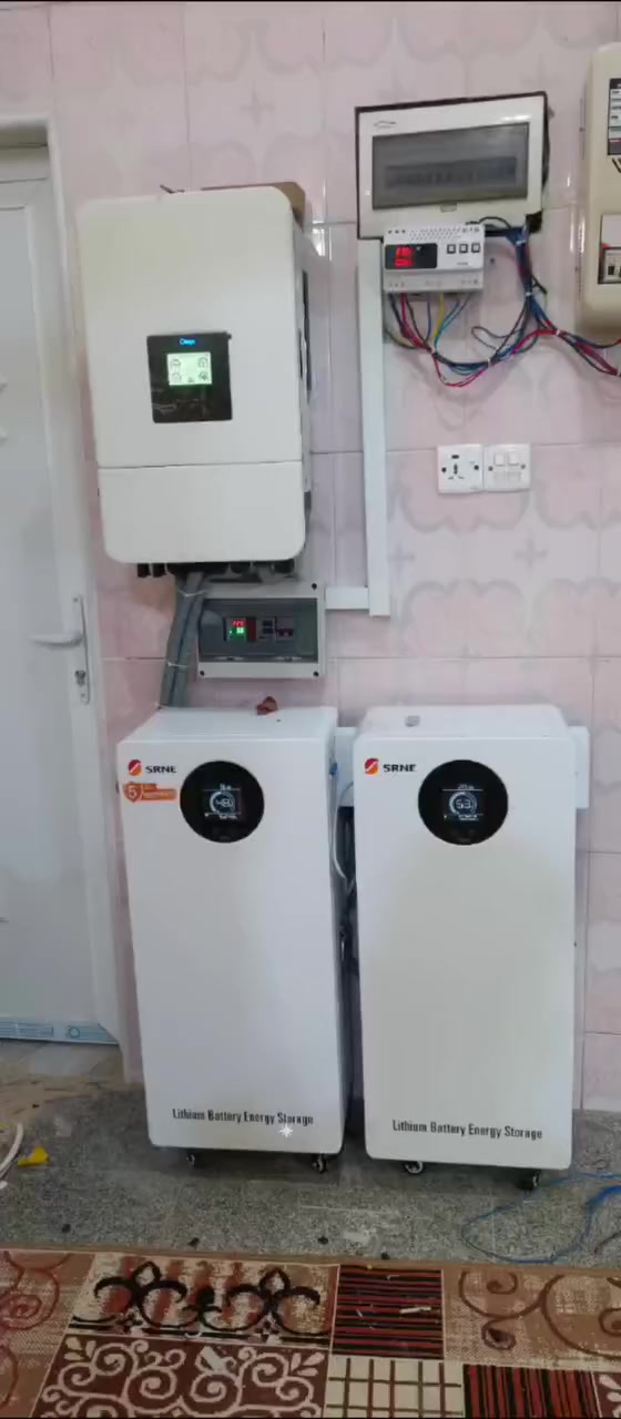 تم تنصيب منظومة 30 ليلي نهاري بنظام العاكسة (بلا الواح) تم استخدام بطارية عدد 2 من ماركة Srne 16.64kw انفيرتر من ماركة Deye 8kw واستخدم بورد حمايات متكامل في محافظة واسط ناحية سيد الشهداء
للاستفسار *********** موقعنا في واسط قضاء العزيزية مقابل مركز الشرطة النور لمشاريع الطاقة الشمسية
