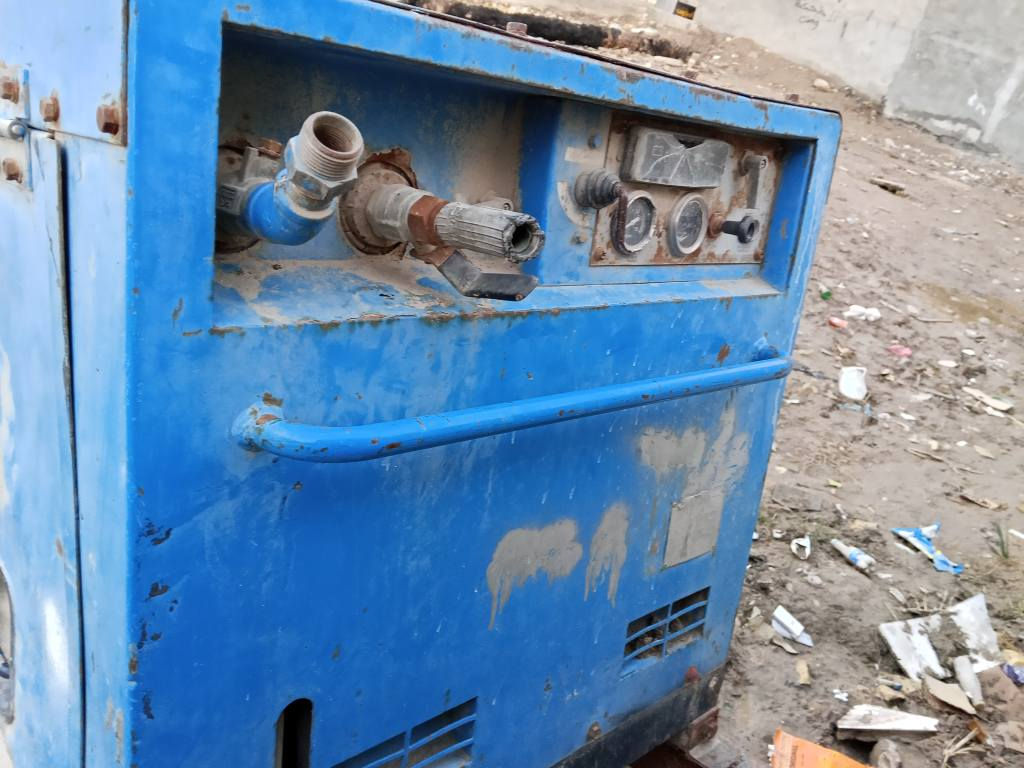 كمبريسر هواء 3بستم ياباني 
***********
جديد 8ورقه حلة, بابل
