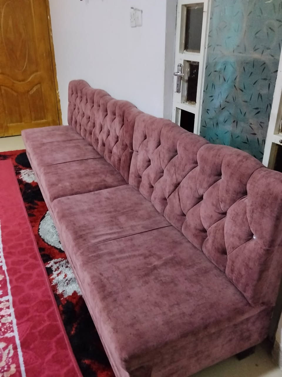 ديوان للبيع
خشب عراقي قديم وثكيل ودوشمه جديده 
٩ أمتار 
السعر. 600 وبي مجال الطيبين للاستفسار 
***********
***********
مكاني موصل حي الفلاح
