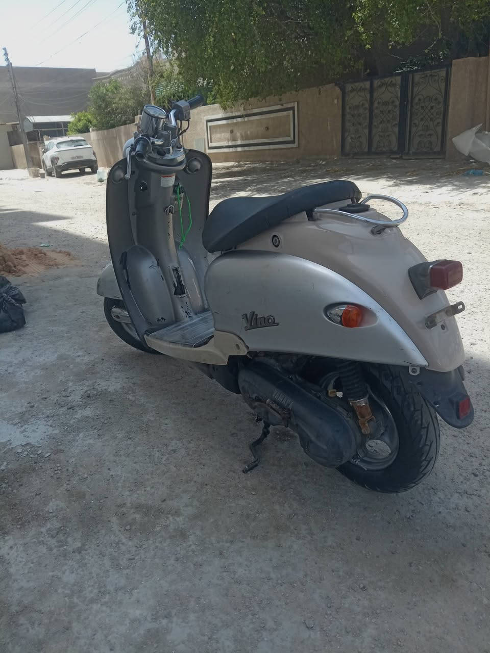 كلاسك محرك يخبل كهربائيات وكيحات كلها شغاله السعر ٢٧٥ وبيها مجال السكن البنوك الاتصال ***********
