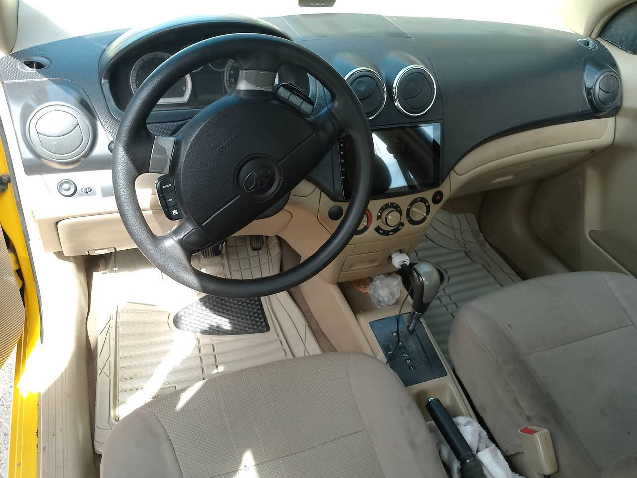 افيو موديل 2011 
رقم ميسان دولي باسم الشرعي 
شرط التحويل 
السياره فول كير تومتيك جام كهرب 
محرك استرا موسسه 
كير شرط 
هيئه وغرامات صفر 
صبغ نوند 
السعر 60بي مجال 
العنوان موصل الجانب الأيمن سايدين حي العامل قرب دوره الرساله مكتب الهيثم الراشدي ***********
ملاحظة مهمة الخاص مغلق التواصل عل الرقم فقط 🛑 يكون الدوام من الساعه التاسعه صباحا الى الساعه الثامنه مساء 🛑
