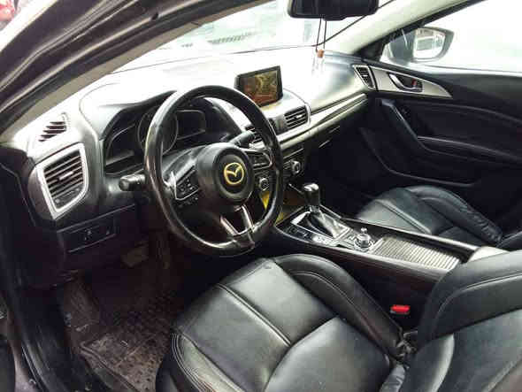 سلام عليكم مازده 3 للبيع  بيه صبغ عام 
مستعجل على بيعته  105 بيه مجال سياره كامله  فول مواصفات عده لفتحه بصمه كشنات جلد تدفئة كشنات بصمة ابواب  هند بريك بصمه سيارت كامله كل نقصه مابيه عليه تخم تاير ***********
