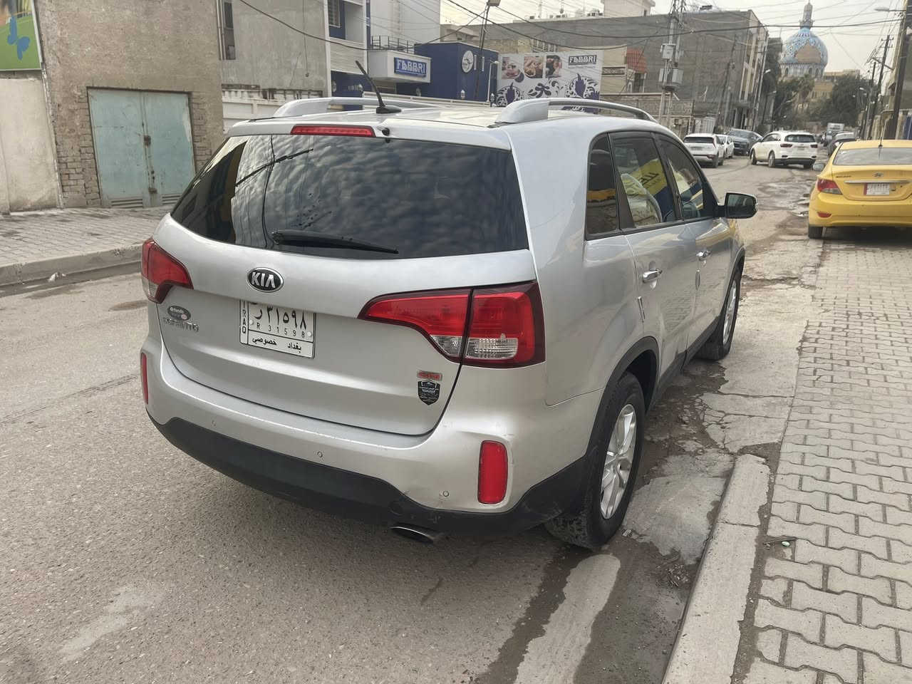 كيا سورنتو موديل 2015 محرك 2400 جي دي اي ضرر بابين وجاملغ  السعر 129 وبيه مجال للستفسار
***********
غير متواجد عل فيس
