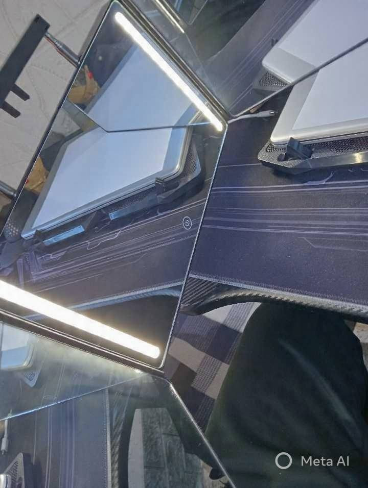 مرأة بزاوية 380 درجة (اصلية)
تحتوي على مودات واضاءة  شحن تايبسي
 مع 3 قطع تنحني وتتحول
 الى حقيبة سهلة الحمل 
يحتاجها كل حلاق  وكل بيت....
💸السعر 25 الف دينار عراقي فقط
📱***********
📍العنوان..... بغداد ......
