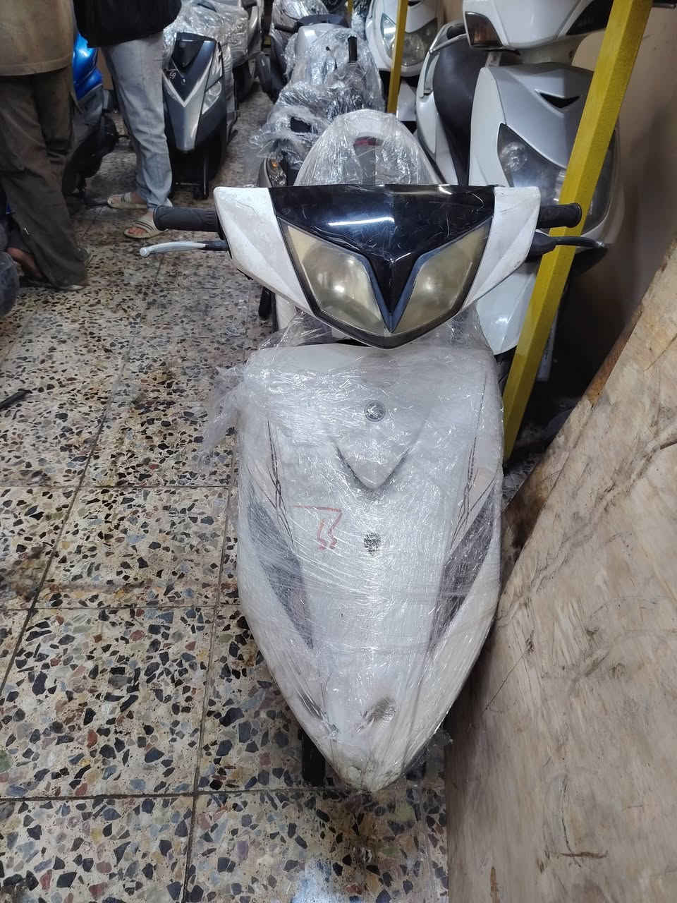 ***********
معرض الكرار 👍
بغداد الشعله.. بيع جمله ومفرد بانسب الأسعار والنضافه
