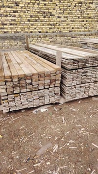 خشب روسي • ٥٫٥مكعب • نادر الثانيه