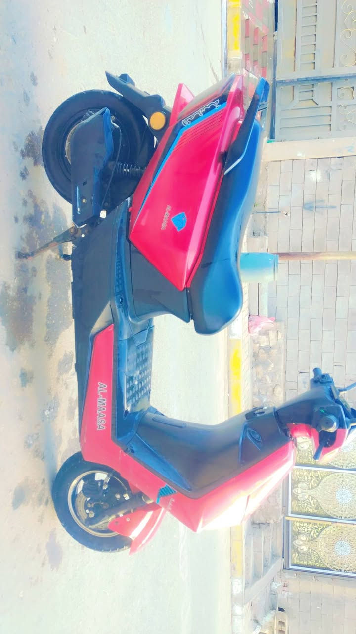 سلام عليكم خوان عندي ماطور شحن للبيع بطارياته نضيفات والله لي يريده يجي خاص او هاذه رقمي *********** مكاني رمادي قيم بل يرضه الله وياخذه
