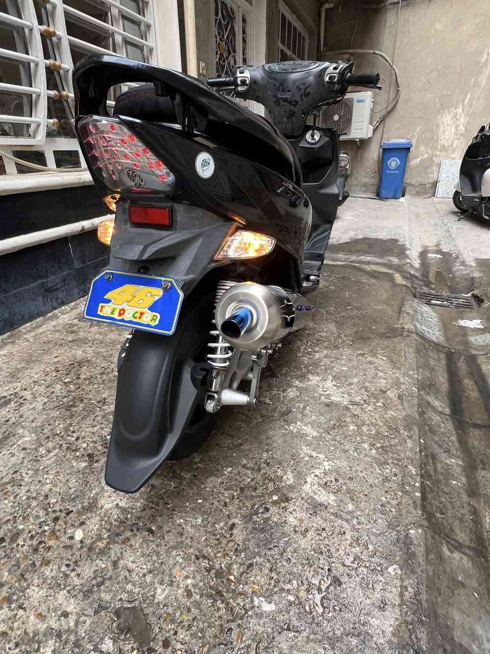 السلام عليكم جيتي ار حديث نوزل خطين رمبه دراجه
بك لايت خليه دشبول ٣ الوان
كفاله عامه مكينه خرسه وممفتوحه ابد 
كلجاته رياضي وكشن رياضي. ملاحضه(( بدون هاي صالنصه وياها البلاديه))
كهربائيات كله شغله كفرات ختم واحد
مكاني الاعظميه
 شراي يتصل***********
