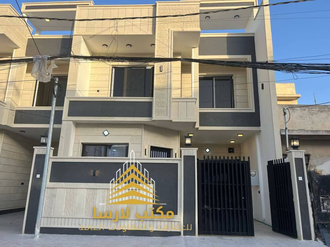 للبيع للبيع
حي السكر قرب جامع الرحمه
داران تؤام سكني ملك صرف بناء حديث تسليم فوري نظام دكتات كاميرات سبالت وجبسن برد بناءvip
طابقين 6 عرف نوم سطح كاشي
مساحة الدار الواحد 150م وجهة 7/50
ط الاول
غرفتين نوم واستقبال وهول ومطبخ حار بارد وخدمات صحيه وكراج
ط الثاني
اربع غرف نوم وهول وخدمات صحيه
للاستفسار والسعر وباقي التفاصيل الاتصال على الارقام التاليه

***********

***********
او مراجعة مكتب لارسا لتجارة العقارات والمقاولات عنوان المكتب سايدين حي النور مقابل جامع طاهر زيناوه نستقبل كافة العروضات بمختلف المساحات السكني والتجاري
