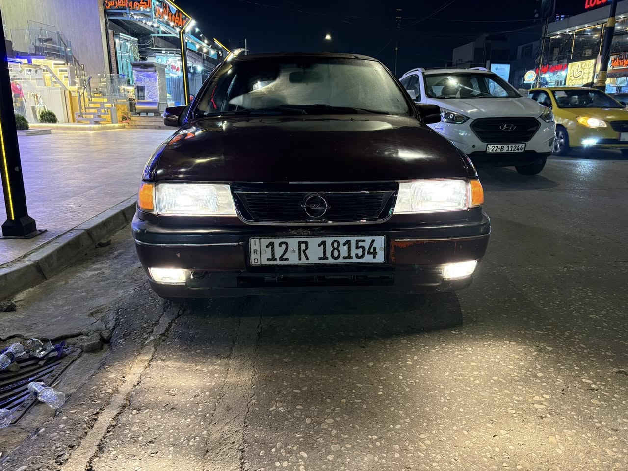 السلام عليكم 
فكترا للبيع 
السعر 32$ بيها مجال شي بسيط حق الجية 
موديل 1991 
لون ماروني /جنطة 
مكينة 18 المرغوب 
رقم نينوى رقم وهزة جديد سنوية الى 2031 
شرط الوكالة والتحويل 
كوبون بانزين بيها 
فتحة كهرب شغالة 
صبغ عام تكم وسقف بدون معجون 
طختها جاملغ خلف السائق 
بجم نضيف دواخل نضيف
سنتر لوك 4 بواب (قفل مركزي ) 
تايرات نضاف 
طخم دايف شفتات جدد /ربل طبلة جديد/ فولط روط جديد/ بور شغال فول /عينة وكلج نضيف/ 
وايرمنية كله شغال اي سي شغال تي بي اس شغال 
سلف جديد باتري مضبوط 
بريك عقرب اي بي اس شغال 
سكن ناصي عالي بلاجكتورات 
بك لايت صطاب لايت سكن خلفي كله شغال
دبل اشارة تدفئة شغالة زراك ماسحات جديد 
دشبول شغال رون كيلو متر حماوة وبانزين شغال
ضوء داخلي شغال 
مسجل جديد سماعات امامي خلفي جديد دمام بلوتوث 
داخل نضيف يريدله ترتيب 
كير شرط مكينة بداية رخاوة يعني تتعمر 
السعر المطلوب 32$ وبيها مجال بسيط حق الجيه
مكان السيارة موصل الايسر الزهور 
رقم تلفون اسيا .*********** .يوجد واتس 
رقم كورك ***********
