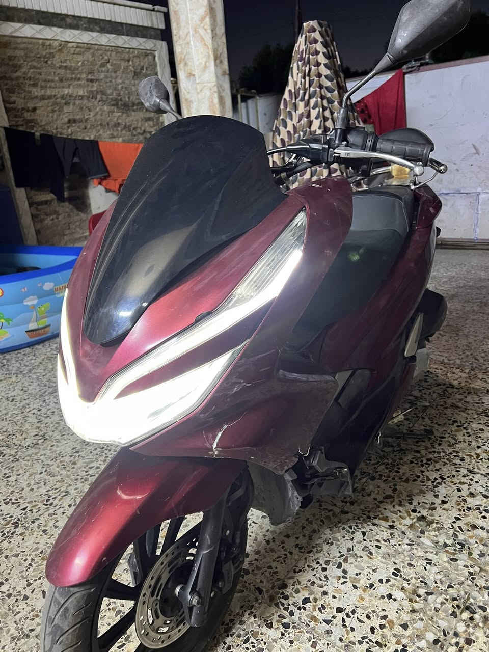 للبيع pcx جيل الثالث كوري خطين نوزل ستان كهربائي حساس ازدحام مكينة 125 دراجة نظيفة شلعة ومعدل خير من لله الدراجة بس ذاكليوم دعمتهة وردت ابيعهة شوف صورة الدعمة مكاني بغداد ام الكبر السعرة ٢٠٠٠ مليونين وبيهة مجال للطيبين رقمي ***********
