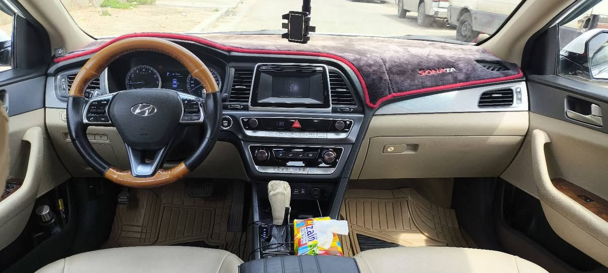 ماشيه 92الف 

***********
*********** بغداد, العراق
