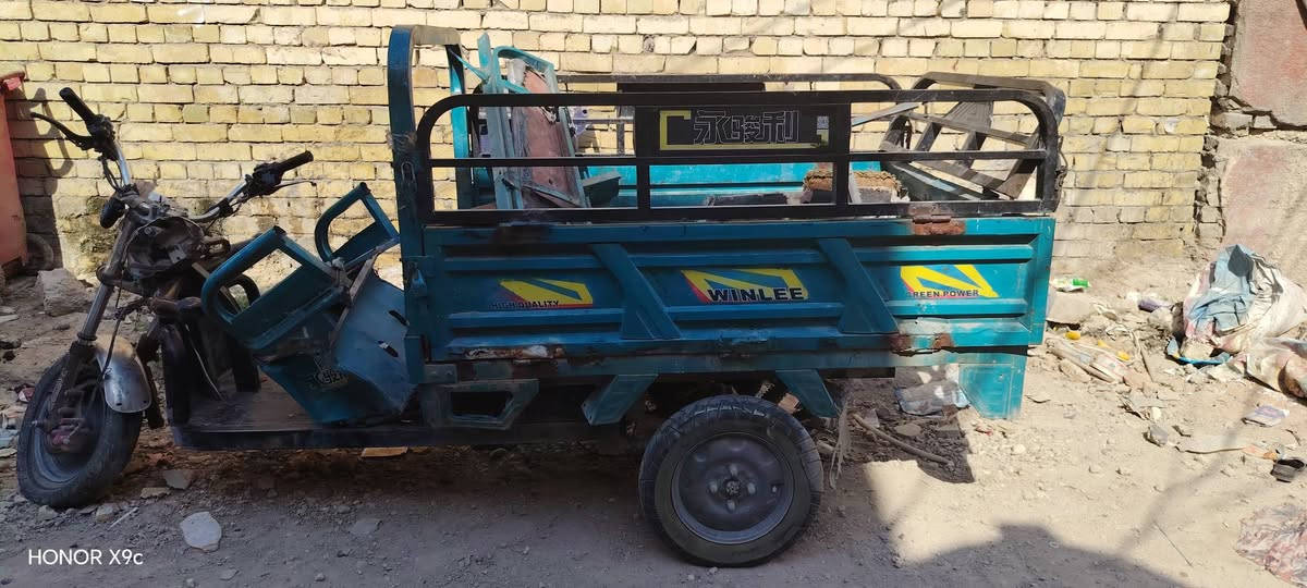 سلام عليكم ستوته شحن للبيع مدعومه ويرادله تصليح ابيع عله هاي الحطه شوفه كدام عينك مكان مدينة الصدر السعر (300 )  اتصال( ***********
