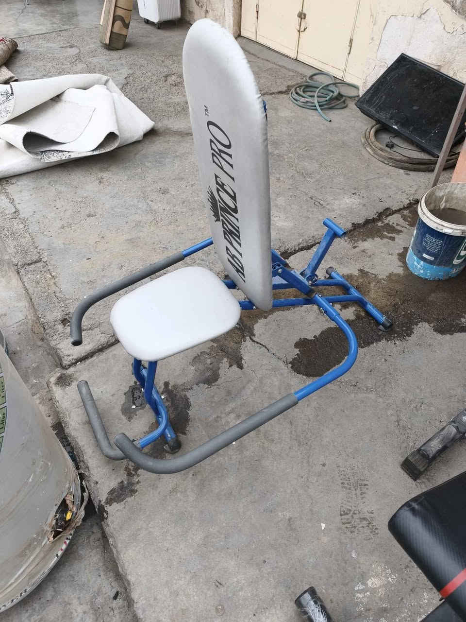 السلام عليكم.  ***********

متاح جهاز جري ١٦٠ كيلو دبل ماطور (جبلي )

١٤٠ كيلو ماطور واحد 

ويا مصطبة جهاز عقلة جهاز بطن كركوك, العراق
