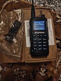 جهاز لاسلكي  يحتى على لايت  و GPS شحن تايب سي وراديو  اسم الموديل  UV ...