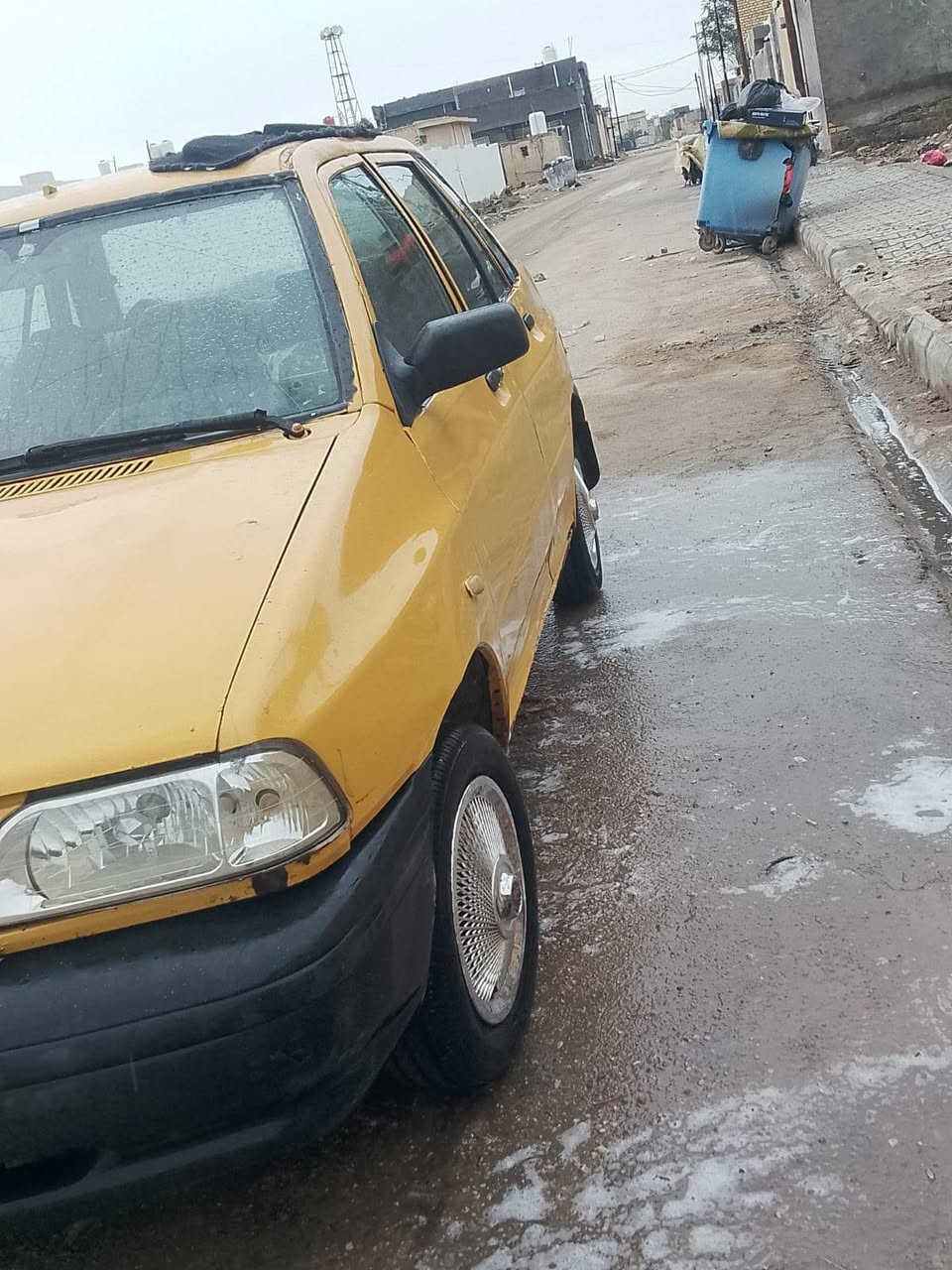 السلام عليكم سايبه للبيع موديل 11تخم تاير حداديه جديده كير محرك نعمات هيى غرامات  ماعليه السعر 17وبيه مجال
***********نتصل الرقم
