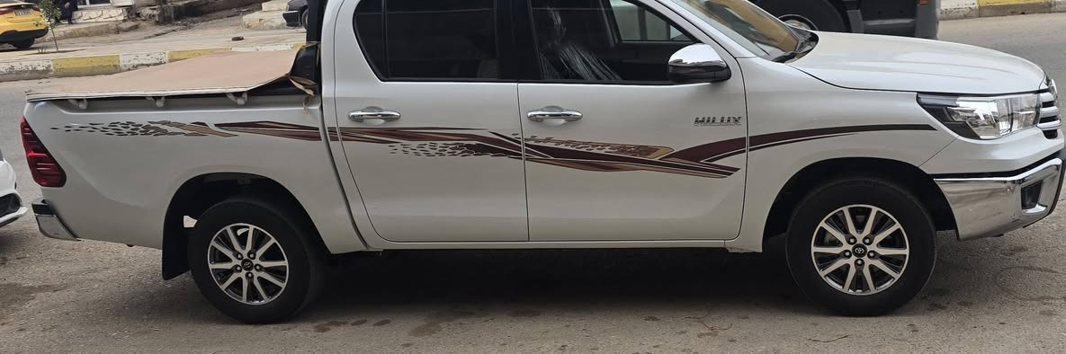 السلام عليكم رمضان كريم
تيوتا بيكم سعودي عبد اللطيف ناصي موديل 2026
سياره زيرو  بدون لوحات كير عادي 
سعر سياره 330$
مكان سياره فلوجه 
رقم ***********
