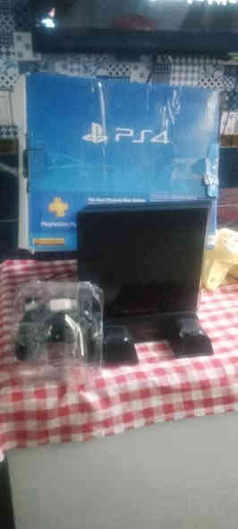 السلام عليكم بلي ستيشن للبيع للاستفار مراسله واتساب ***********
السعر 250
