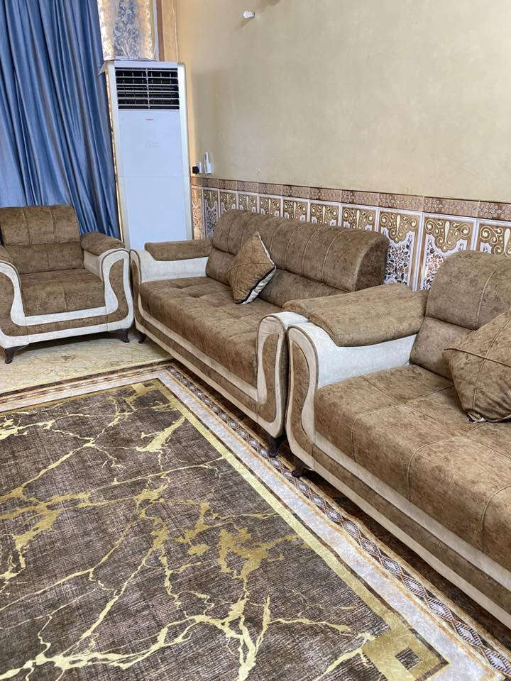 تخم للبيع 450 اشتريته قبل شهرين ب600 المكان بغداد للتواصل ***********

