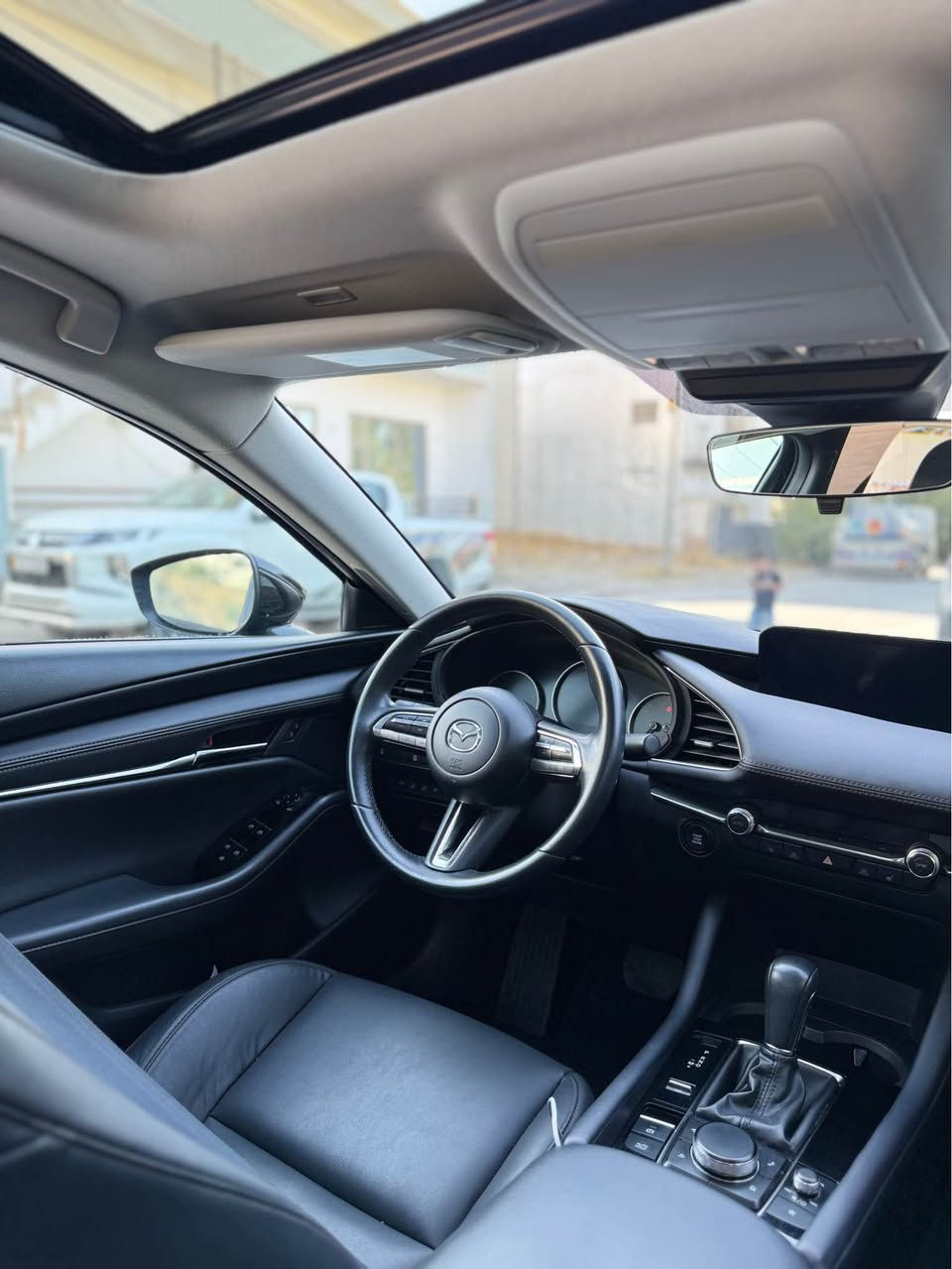 مازدا مۆدێلی ٢٠٢٣ فول مواسەفات ٢/٥ بێتۆڕبۆ بێدەبڵ ئەکسل 

هەزەو بەرادو رەقم و سەنەوی تازەیە بەناوی خۆمەوەیە 

مواسەفات 
بەسمە 
سڵایت 
راداری پێشو دوا 
ڕاداری ئاوينە 
خەتی جادە 
برێک بەسمە 
ۆتۆ هۆڵد 
کوشن کارەبا ٣ مۆدی خەزن 
کوشن هیتەر 
ئاوێنە هیتەر 
تەبریدی ٢ زۆن لایەک گەرم لایەک سارد 
٣ مۆدی لێخورین ( نۆرمال عادی سپۆرت ) 
لایتی لیدو زینۆن بیلادی 
نیو گێچ ئەلکترۆنی 

سەیارەیەکی زۆر بێکێشەو مەزبوتە گێڕو مەکینەو کارەبایاتی هەموی بەشەرت بەزەمانی لای ١٠ وەستا 
*********** السليمانية, العراق
